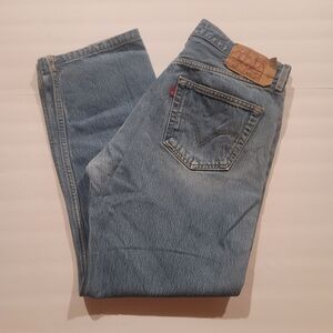 Vintage Levi's Men's Straight Jeans - Light Blue Size 36x40